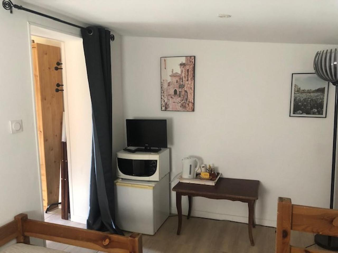 Chambre D'Hotes La Cavaille Veyrines-de-Vergt エクステリア 写真